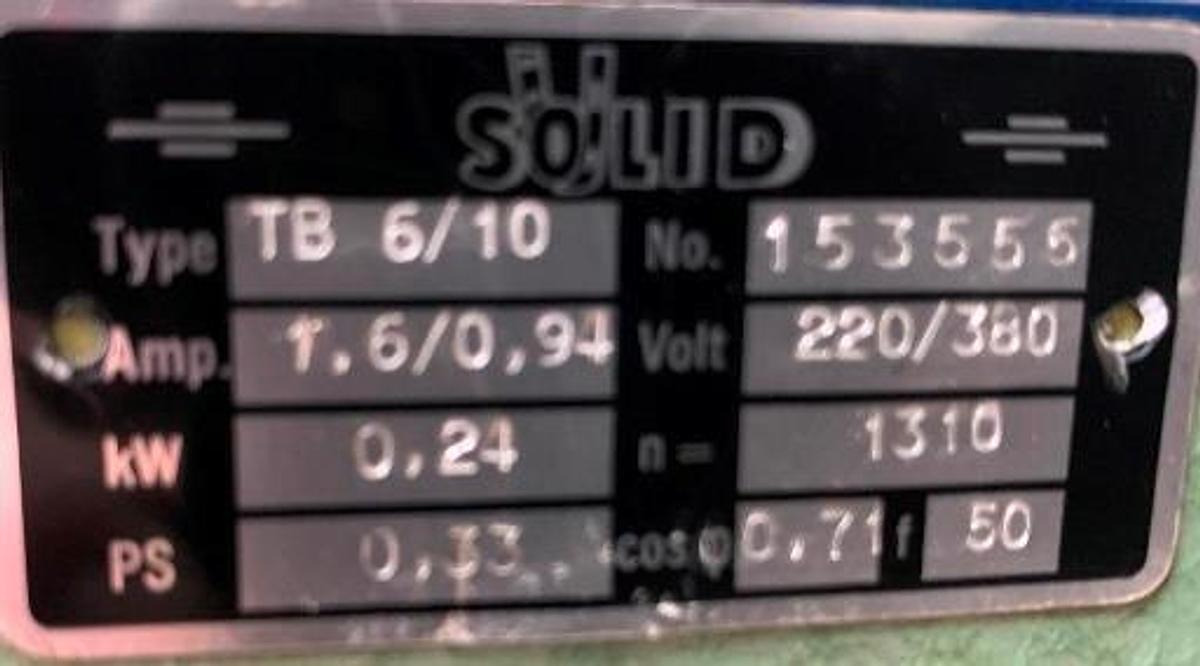 Tischbohrmaschine SOLID - Oszlopos fúrógép: 2 kép. Tischbohrmaschine SOLID - Oszlopos fúrógép: 2 kép.