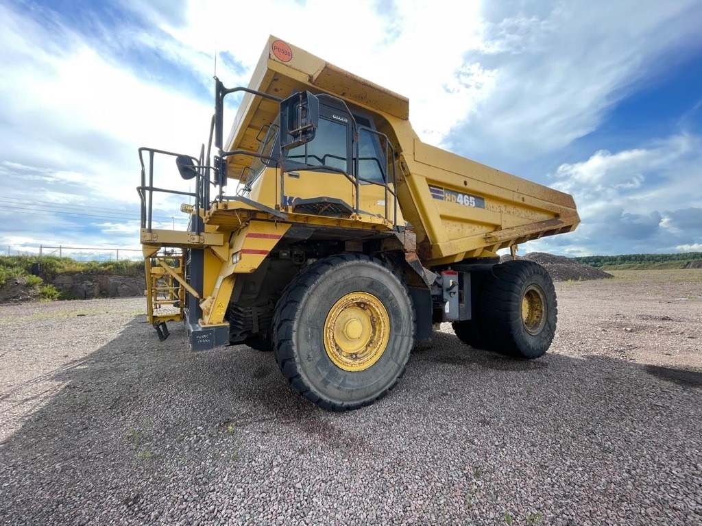 Komatsu HD 465-7E0, HD 405-7, HD 405-6, total 4 pcs - Bánya teherautó: 3 kép. Komatsu HD 465-7E0, HD 405-7, HD 405-6, total 4 pcs - Bánya teherautó: 3 kép.