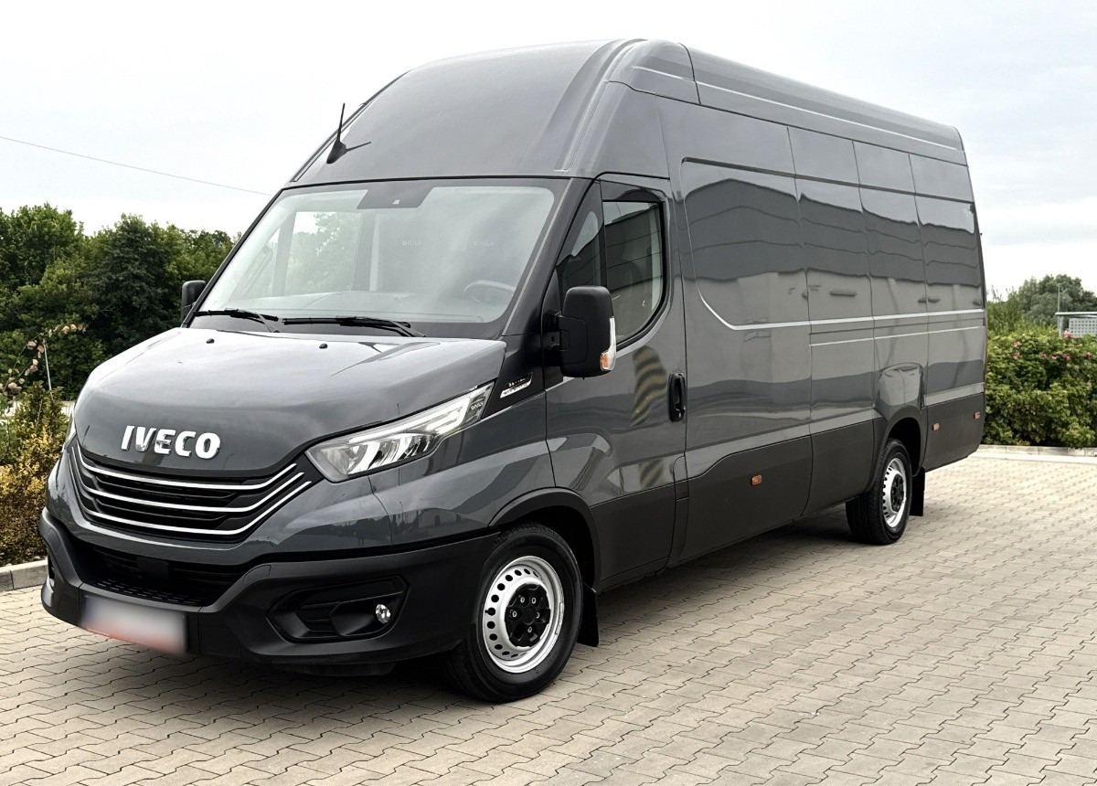 Iveco Daily L4H3 MAXI 3.0 180KM Hi-matic Kamera Salon PL - Furgon: 1 kép. Iveco Daily L4H3 MAXI 3.0 180KM Hi-matic Kamera Salon PL - Furgon: 1 kép.