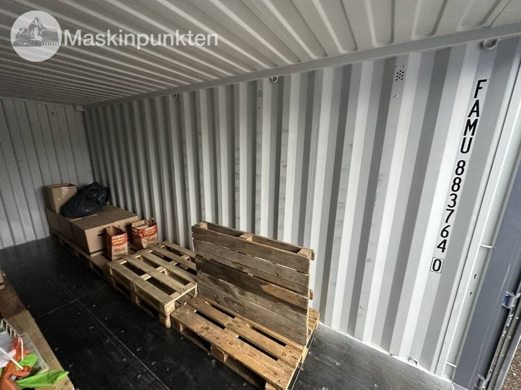 Tengeri konténer 20 fots container: 8 kép. Tengeri konténer 20 fots container: 8 kép.