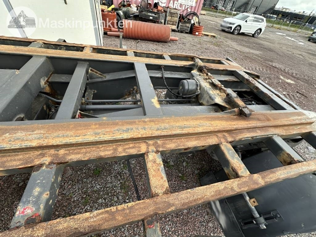 Multiliftes/ Konténerszállító pótkocsi Briab SLB 3XTB-30-76: 27 kép.