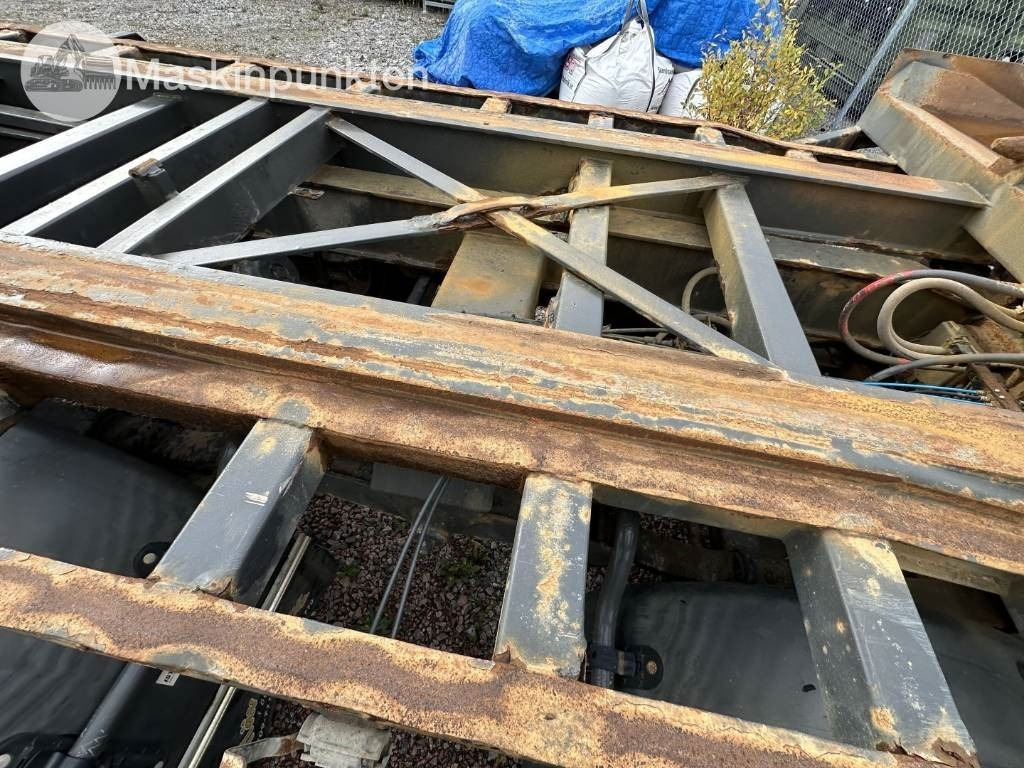 Multiliftes/ Konténerszállító pótkocsi Briab SLB 3XTB-30-76: 36 kép.