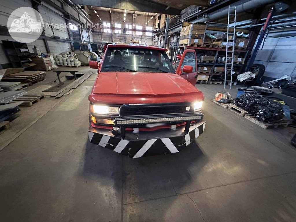 Chevrolet 3500 - Vontató: 3 kép. Chevrolet 3500 - Vontató: 3 kép.