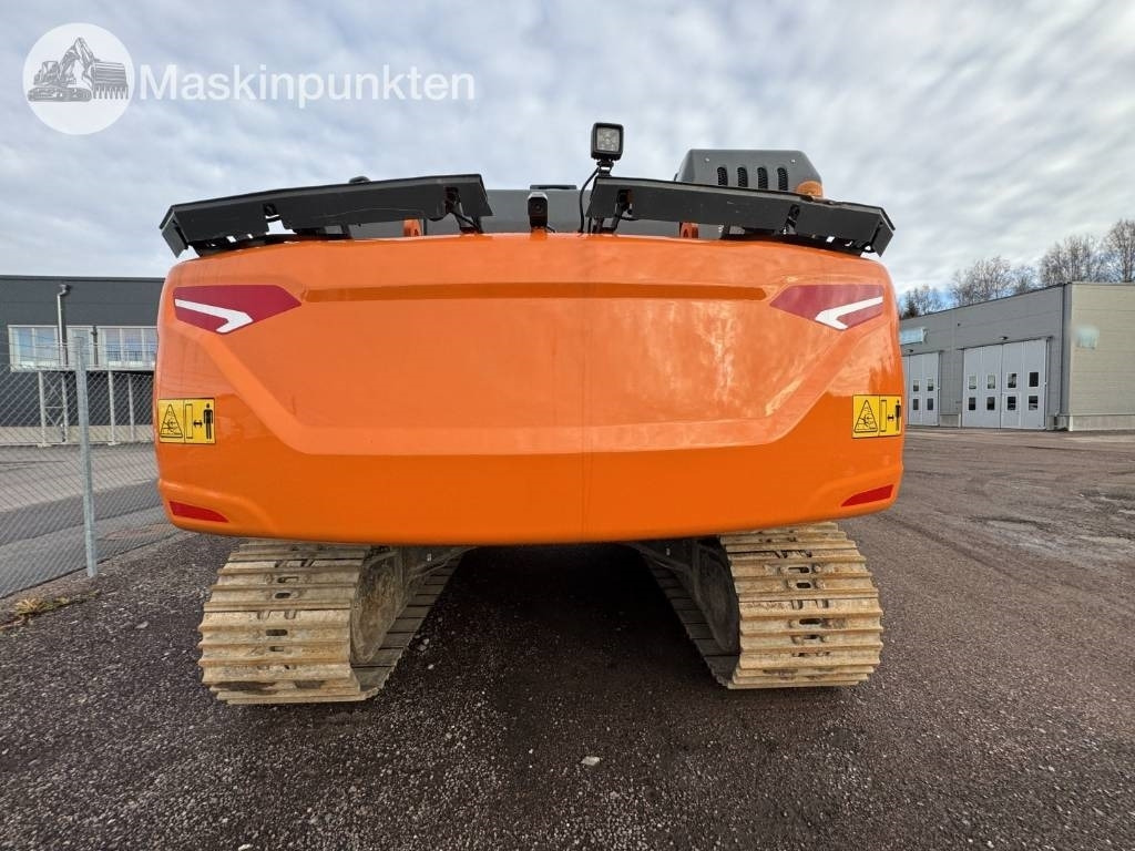 Doosan DX 300 LC - Lánctalpas kotró: 3 kép. Doosan DX 300 LC - Lánctalpas kotró: 3 kép.