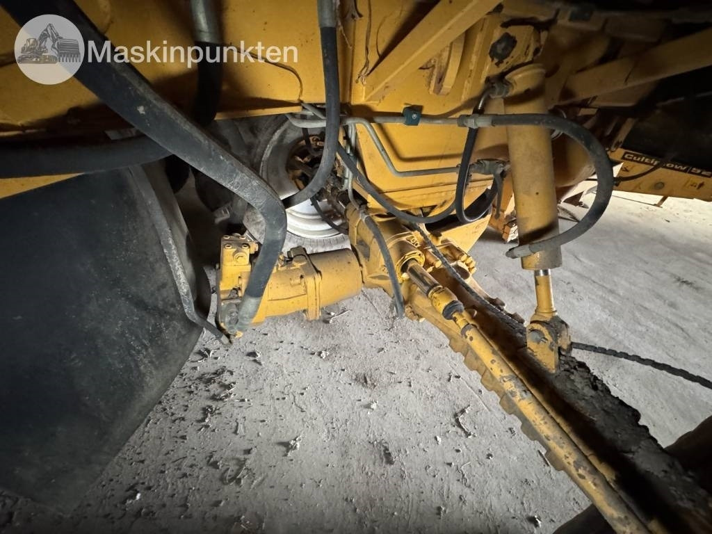 Kombájn Franz Kliene: 12 kép. Kombájn Franz Kliene: 12 kép.