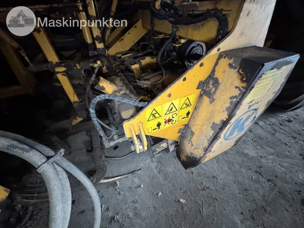 Kombájn Franz Kliene: 49 kép. Kombájn Franz Kliene: 49 kép.