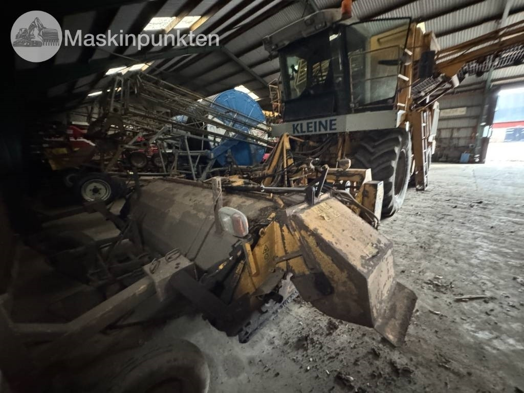 Kombájn Franz Kliene: 7 kép. Kombájn Franz Kliene: 7 kép.