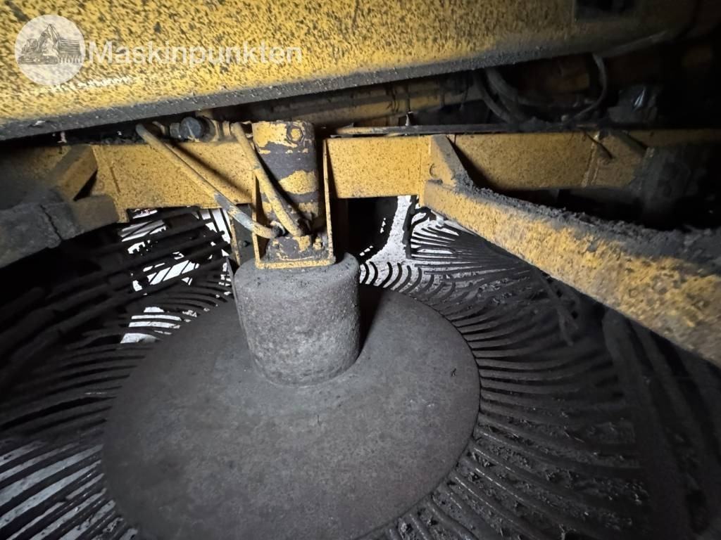 Kombájn Franz Kliene: 24 kép. Kombájn Franz Kliene: 24 kép.