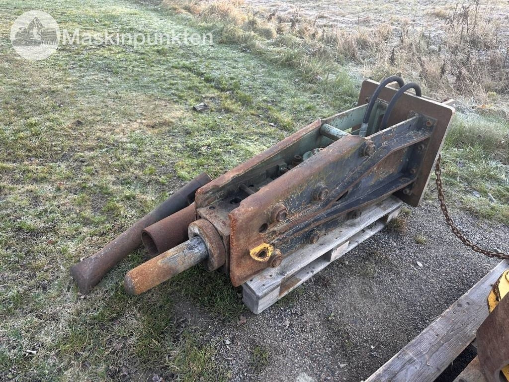 Furukawa HB 10G Hydralhammare - Hidraulikus törőfej - Építőipari gépek: 3 kép. Furukawa HB 10G Hydralhammare - Hidraulikus törőfej - Építőipari gépek: 3 kép.