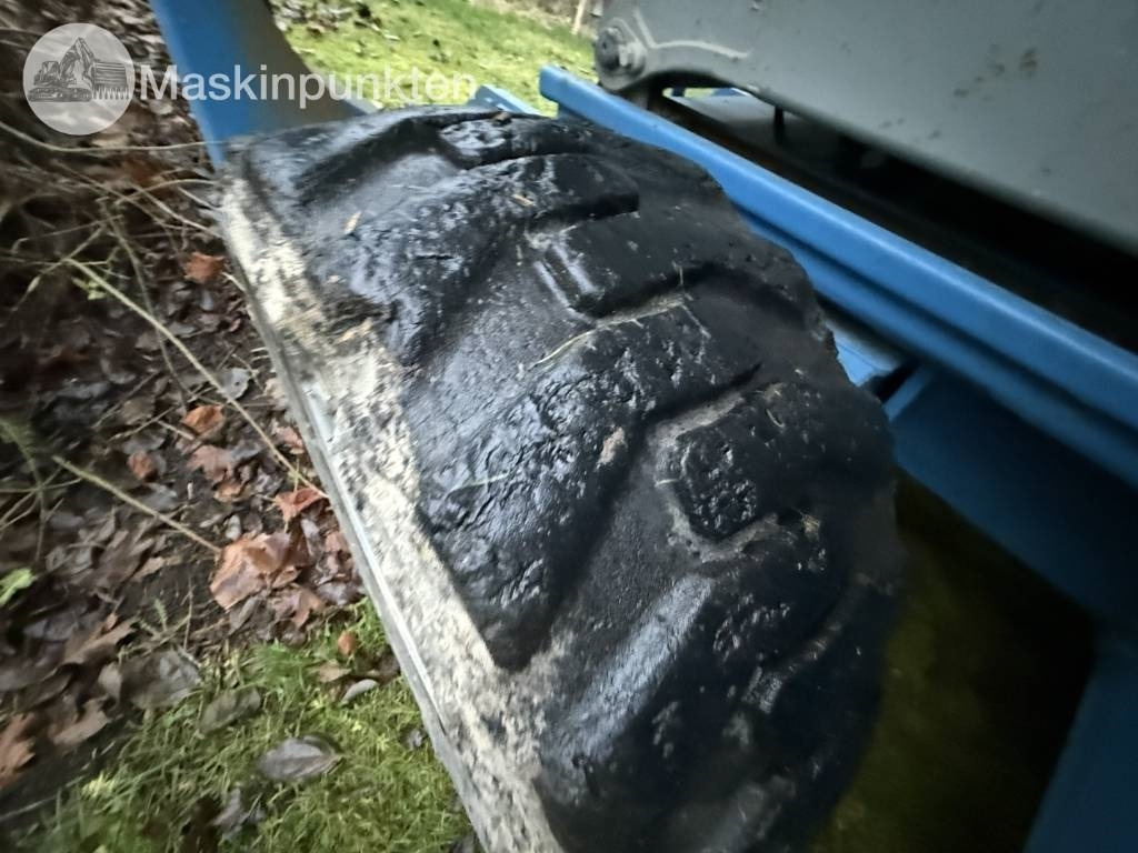 Genie GS 4390 - Ollós emelő: 5 kép. Genie GS 4390 - Ollós emelő: 5 kép.