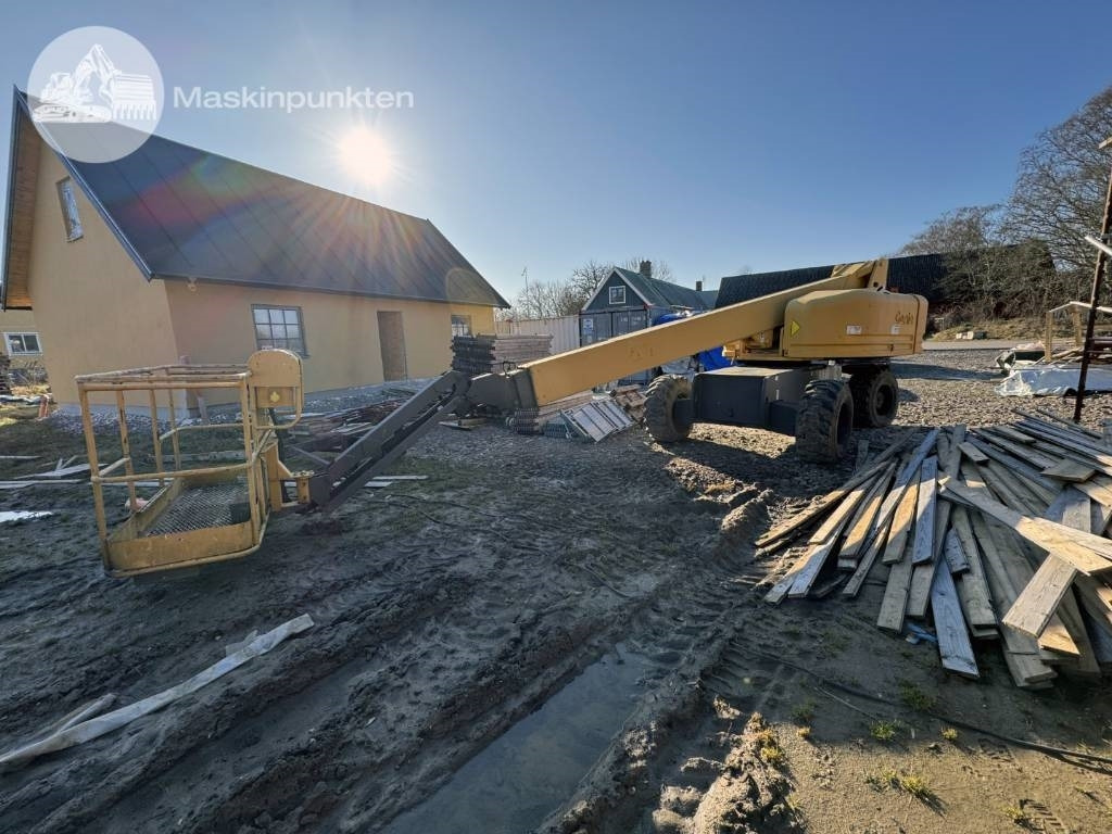 Genie S 65 - Teleszkópos emelő: 2 kép. Genie S 65 - Teleszkópos emelő: 2 kép.