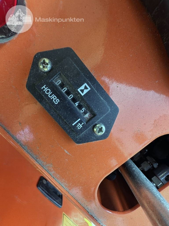 Minikotró Haitu H 10: 12 kép.