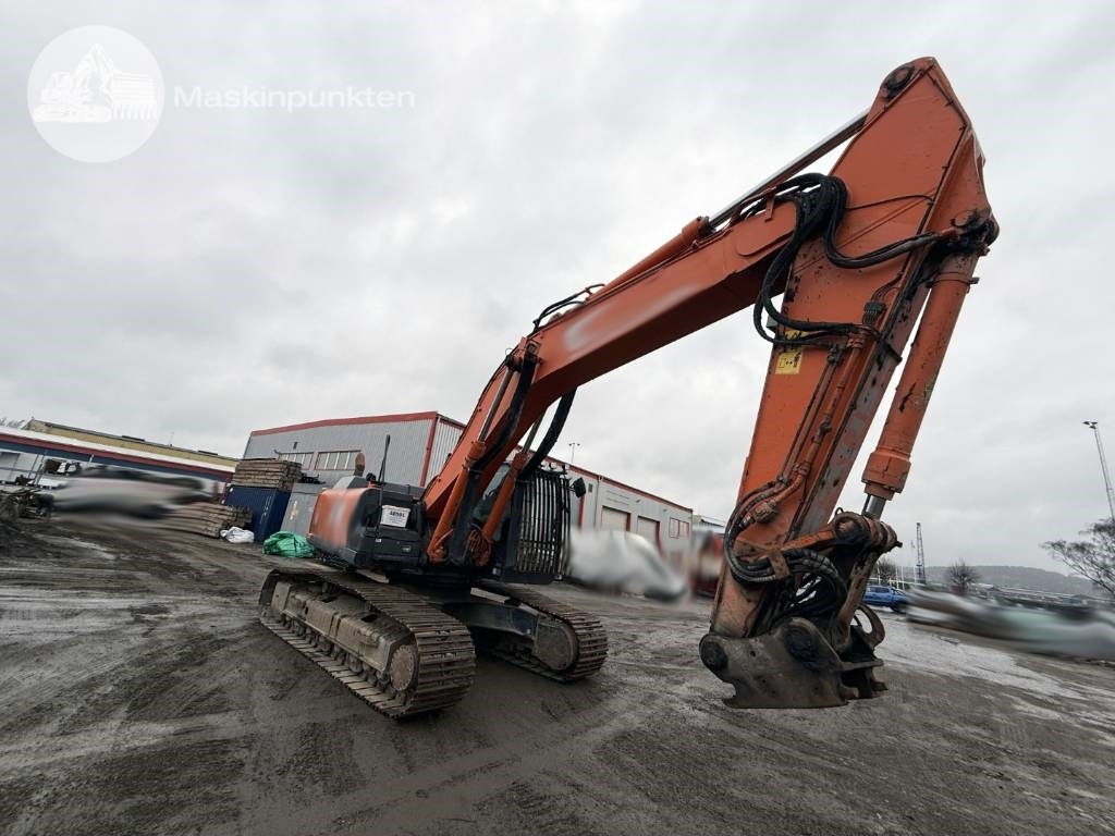 Hitachi ZX 350 LC-5 B - Lánctalpas kotró: 1 kép. Hitachi ZX 350 LC-5 B - Lánctalpas kotró: 1 kép.