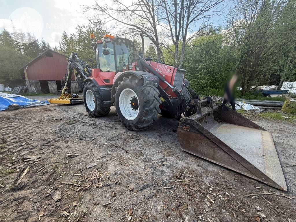 Huddig 1260 B - Kotrórakodó: 5 kép. Huddig 1260 B - Kotrórakodó: 5 kép.