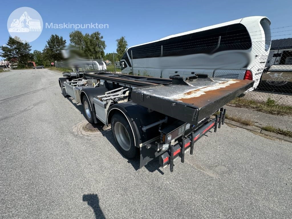 Hüffermann HSAK 30.73 LS - Multiliftes/ Konténerszállító pótkocsi: 5 kép. Hüffermann HSAK 30.73 LS - Multiliftes/ Konténerszállító pótkocsi: 5 kép.