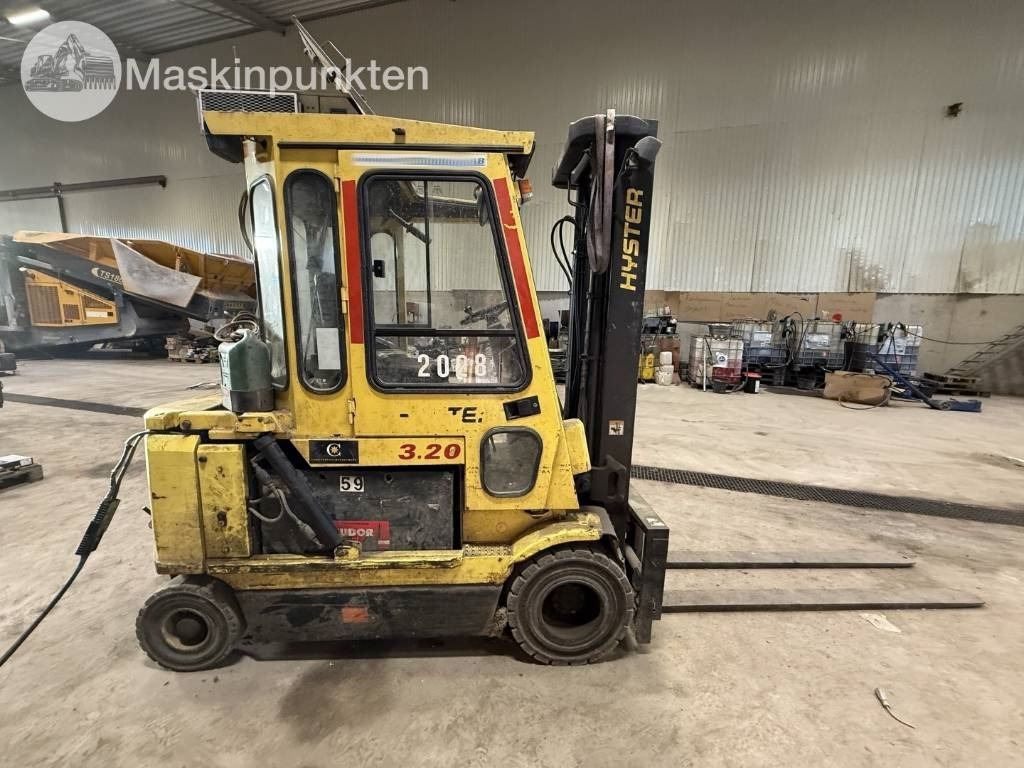 Hyster J 3.20 XM - Elektromos targonca: 4 kép. Hyster J 3.20 XM - Elektromos targonca: 4 kép.