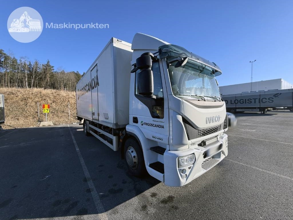 Iveco Eurocargo 150-250 - Hűtős teherautó: 2 kép. Iveco Eurocargo 150-250 - Hűtős teherautó: 2 kép.