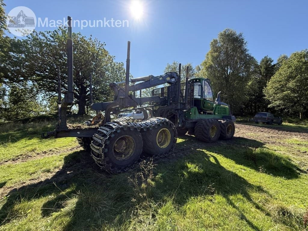 John Deere 1510 G - Kihordó: 5 kép. John Deere 1510 G - Kihordó: 5 kép.