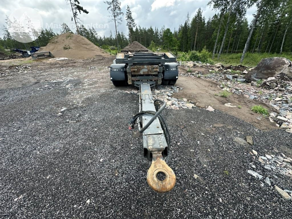 Jyki V31-WT - Multiliftes/ Konténerszállító pótkocsi: 2 kép. Jyki V31-WT - Multiliftes/ Konténerszállító pótkocsi: 2 kép.