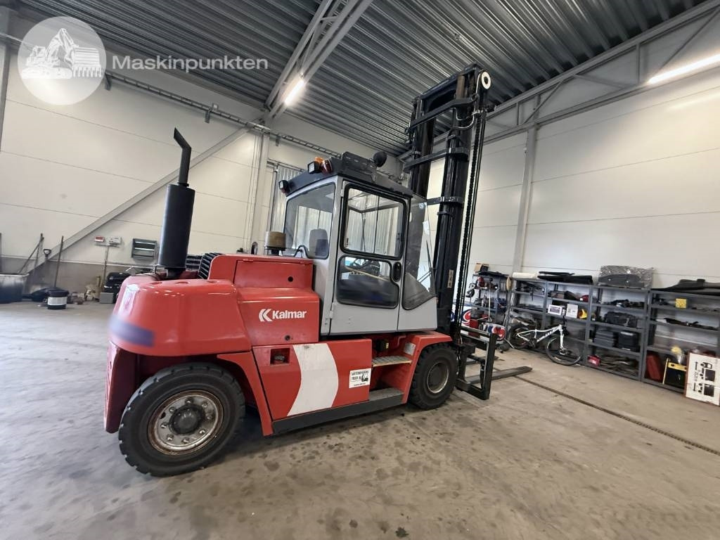 Kalmar DCE 80-6 - Dízel targonca: 5 kép. Kalmar DCE 80-6 - Dízel targonca: 5 kép.