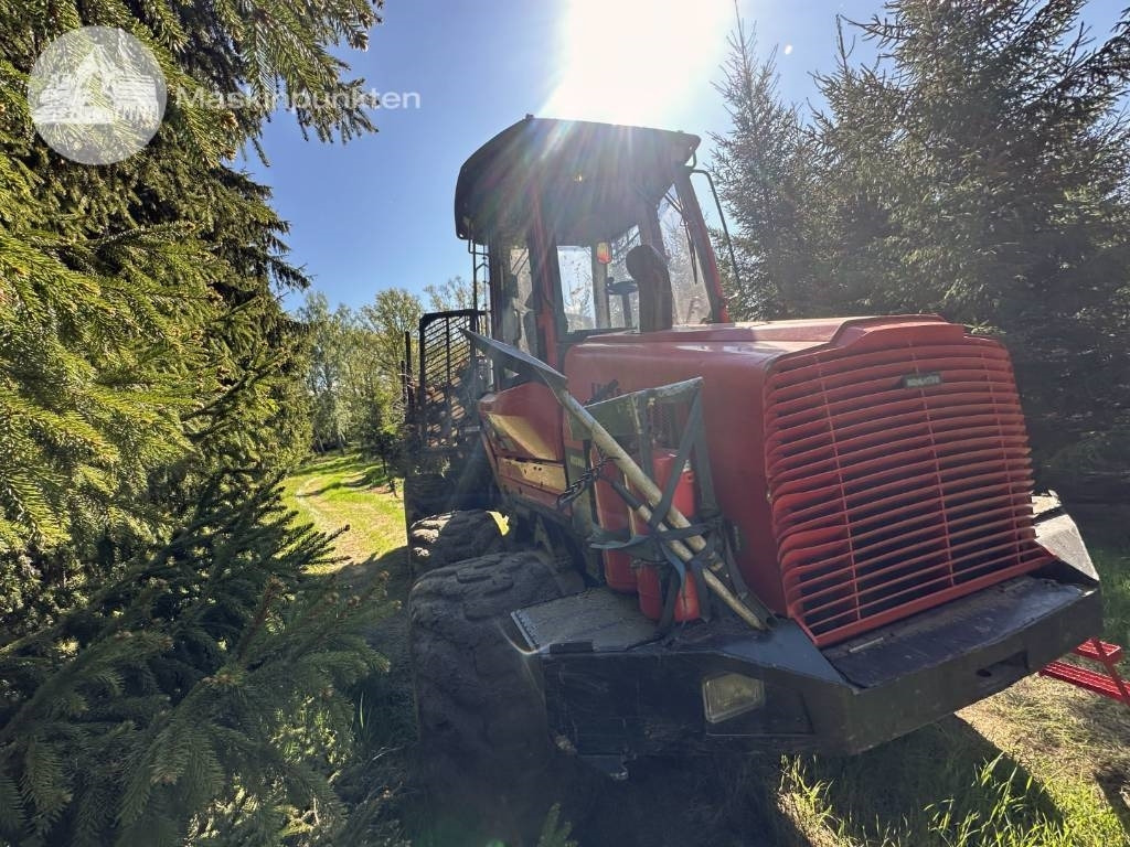 Komatsu 845 - Kihordó: 4 kép. Komatsu 845 - Kihordó: 4 kép.