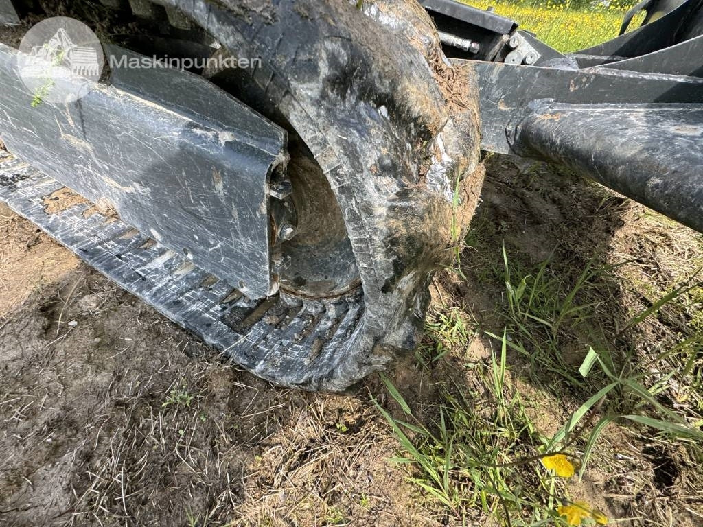 Minikotró Komatsu PC 26 MR: 23 kép.