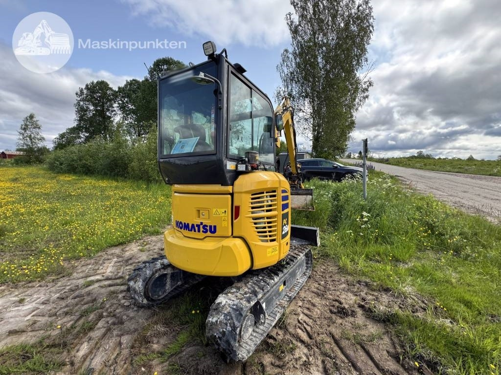 Komatsu PC 26 MR - Minikotró: 5 kép. Komatsu PC 26 MR - Minikotró: 5 kép.