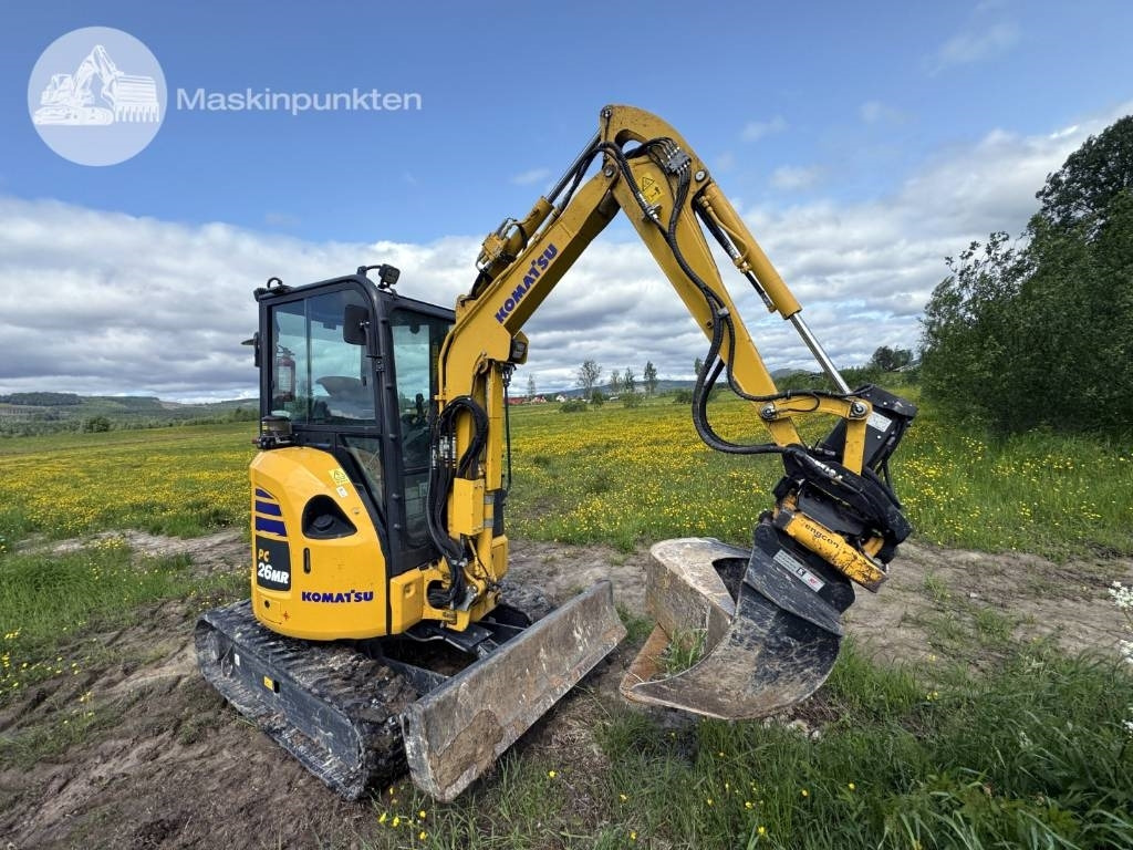 Minikotró Komatsu PC 26 MR: 6 kép.