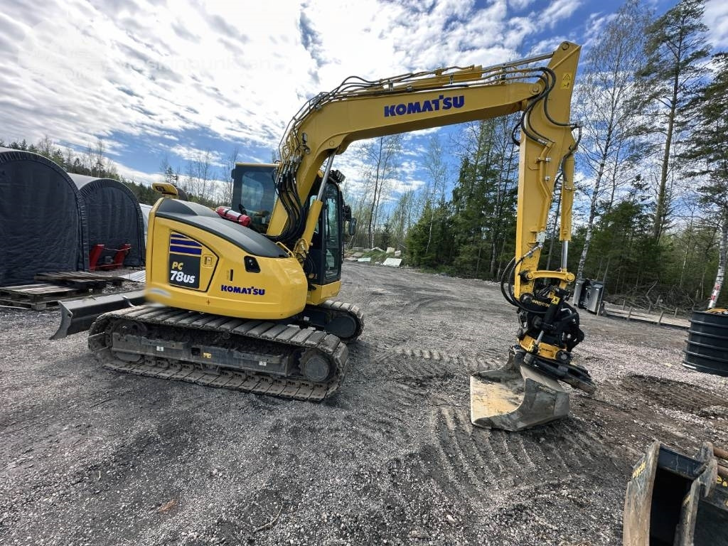 Komatsu PC 78 US-11 E0 - Minikotró: 5 kép. Komatsu PC 78 US-11 E0 - Minikotró: 5 kép.