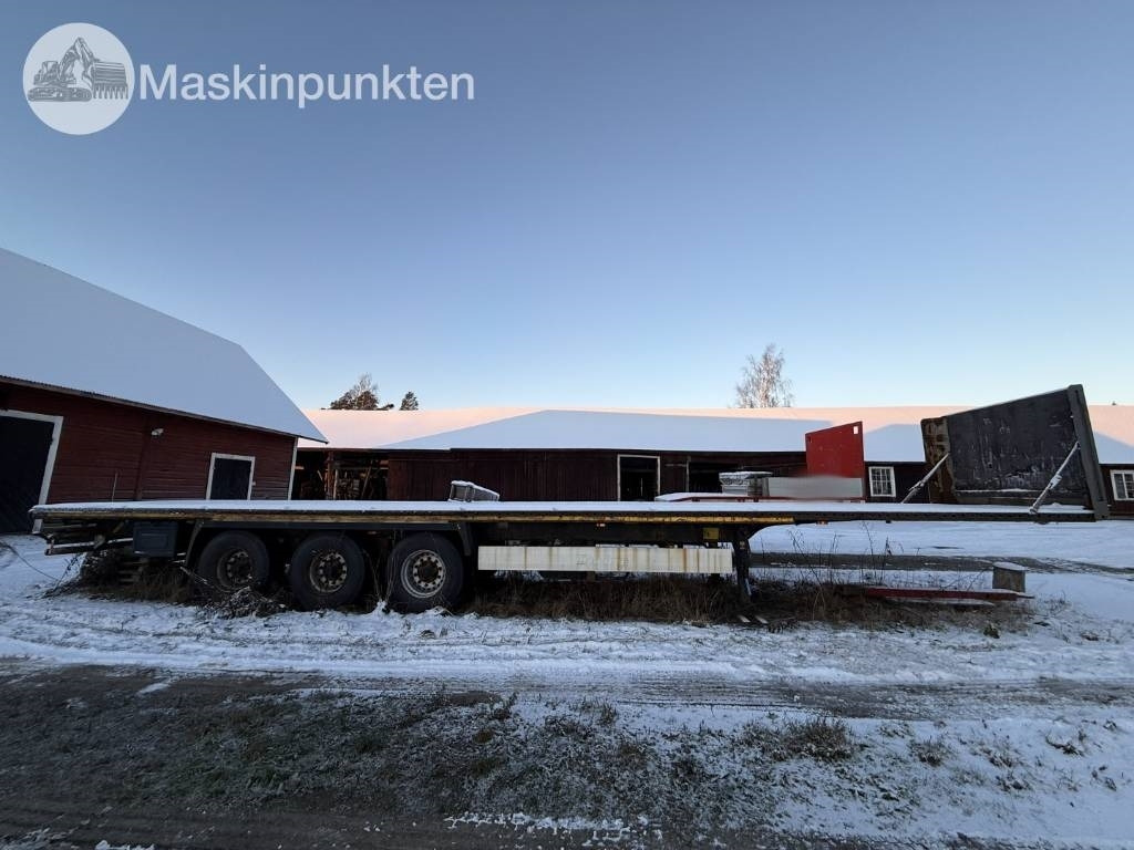 Krone SD flaktrailer - Platós félpótkocsi: 2 kép. Krone SD flaktrailer - Platós félpótkocsi: 2 kép.