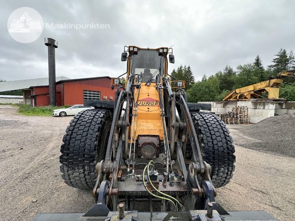 Ljungby L 20 - Gumikerekes homlokrakodó: 3 kép. Ljungby L 20 - Gumikerekes homlokrakodó: 3 kép.