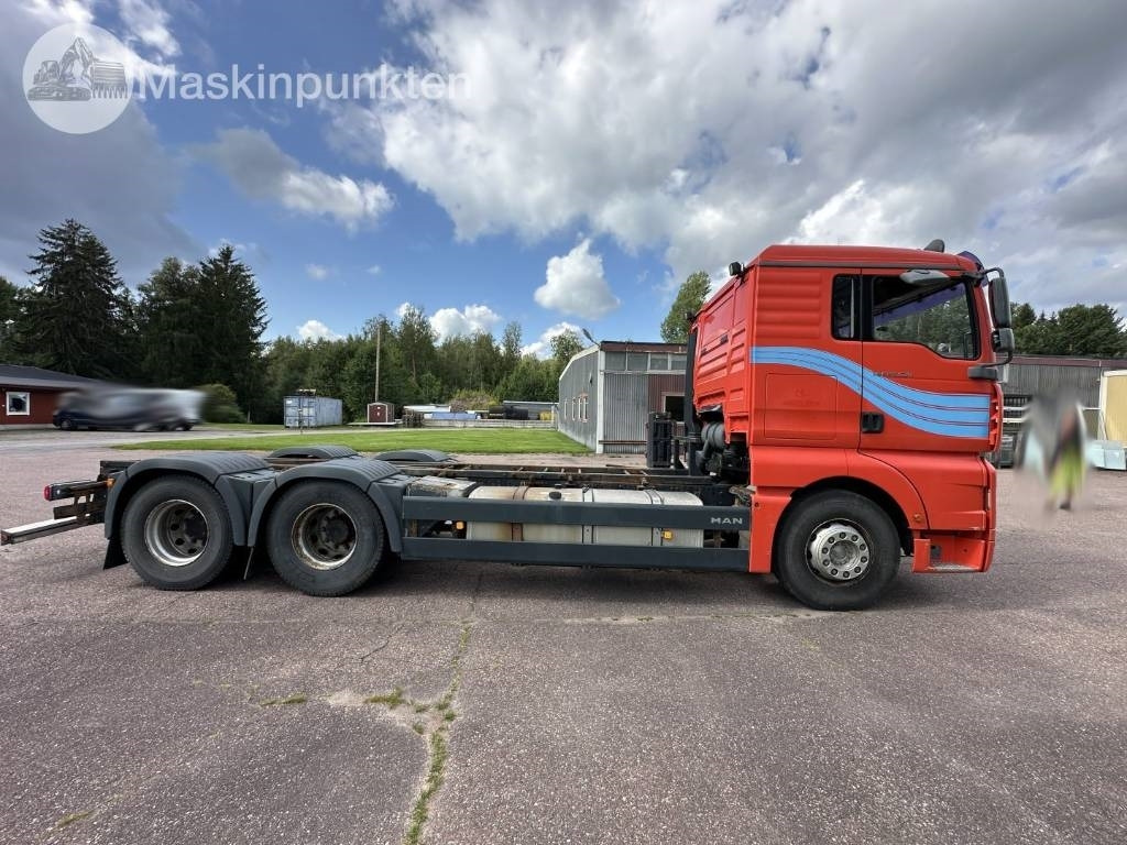 MAN TGX 28.530 LAXO - Alvaz teherautó: 4 kép. MAN TGX 28.530 LAXO - Alvaz teherautó: 4 kép.