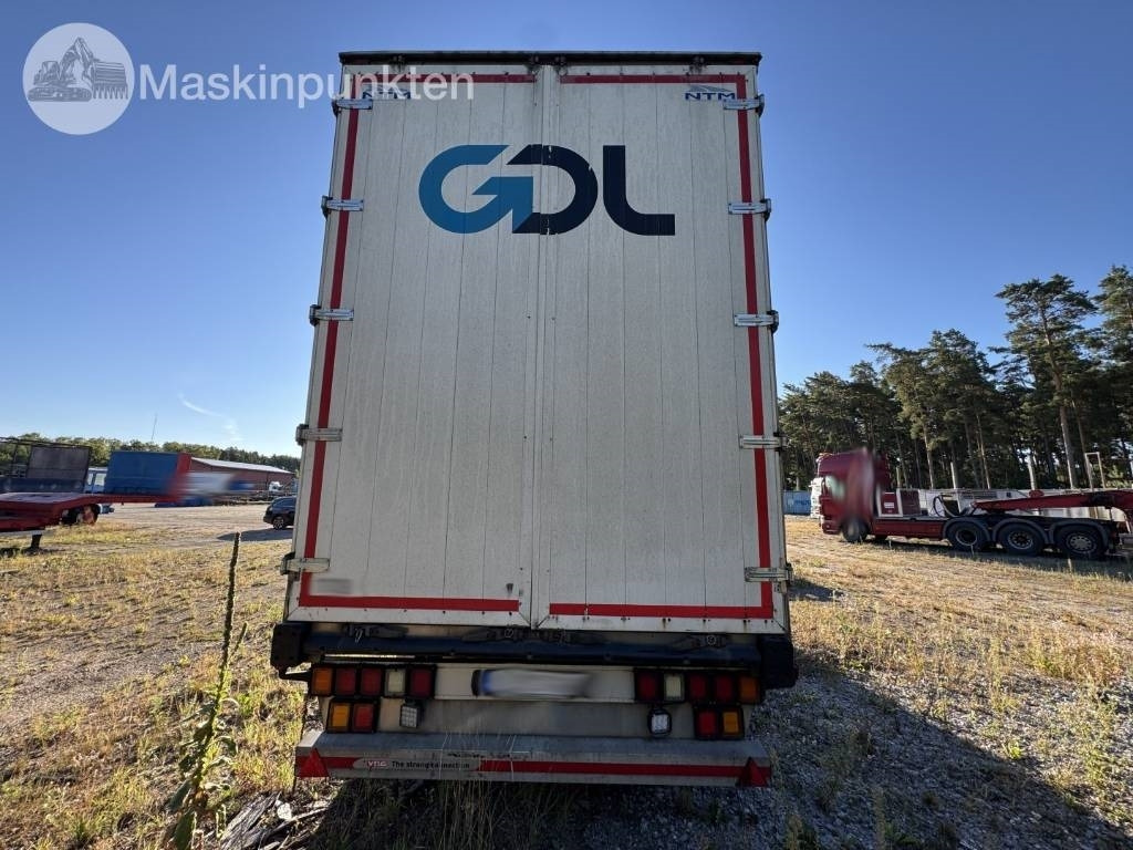 NTM UPP-45L-3 - Félpótkocsi dobozos: 4 kép. NTM UPP-45L-3 - Félpótkocsi dobozos: 4 kép.