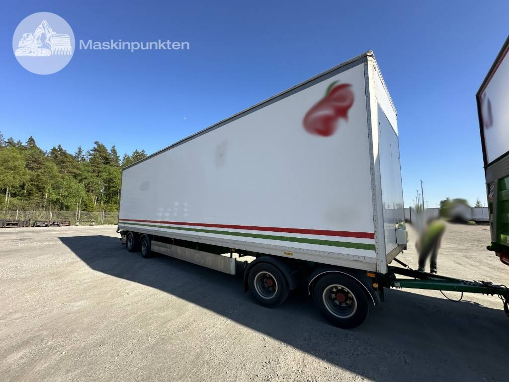 NTM UTP-39L-4  - Pótkocsi dobozos: 1 kép. NTM UTP-39L-4  - Pótkocsi dobozos: 1 kép.