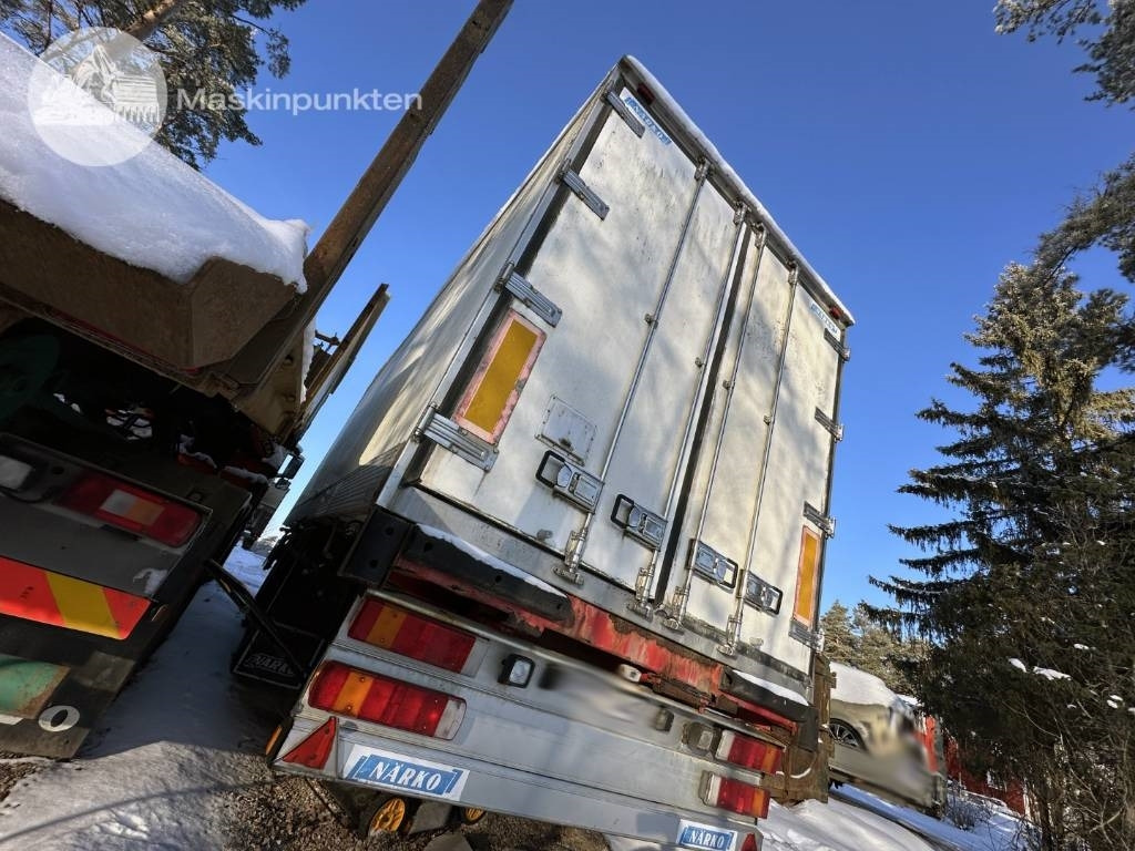 Närko KP2L-UKRGS30-200 - Pótkocsi dobozos: 5 kép. Närko KP2L-UKRGS30-200 - Pótkocsi dobozos: 5 kép.