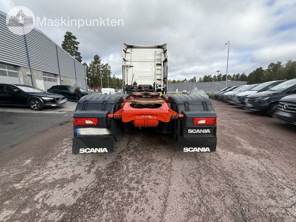 Scania R 520  lízing Scania R 520: 6 kép. Scania R 520  lízing Scania R 520: 6 kép.