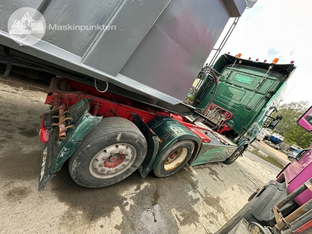 Scania R 730 LA EKIPAGE - Nyergesvontató: 4 kép. Scania R 730 LA EKIPAGE - Nyergesvontató: 4 kép.