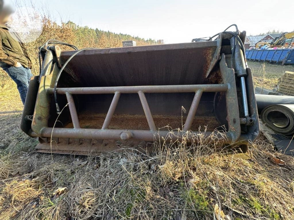 OP-skopan 88 - Kanál - Építőipari gépek: 2 kép. OP-skopan 88 - Kanál - Építőipari gépek: 2 kép.