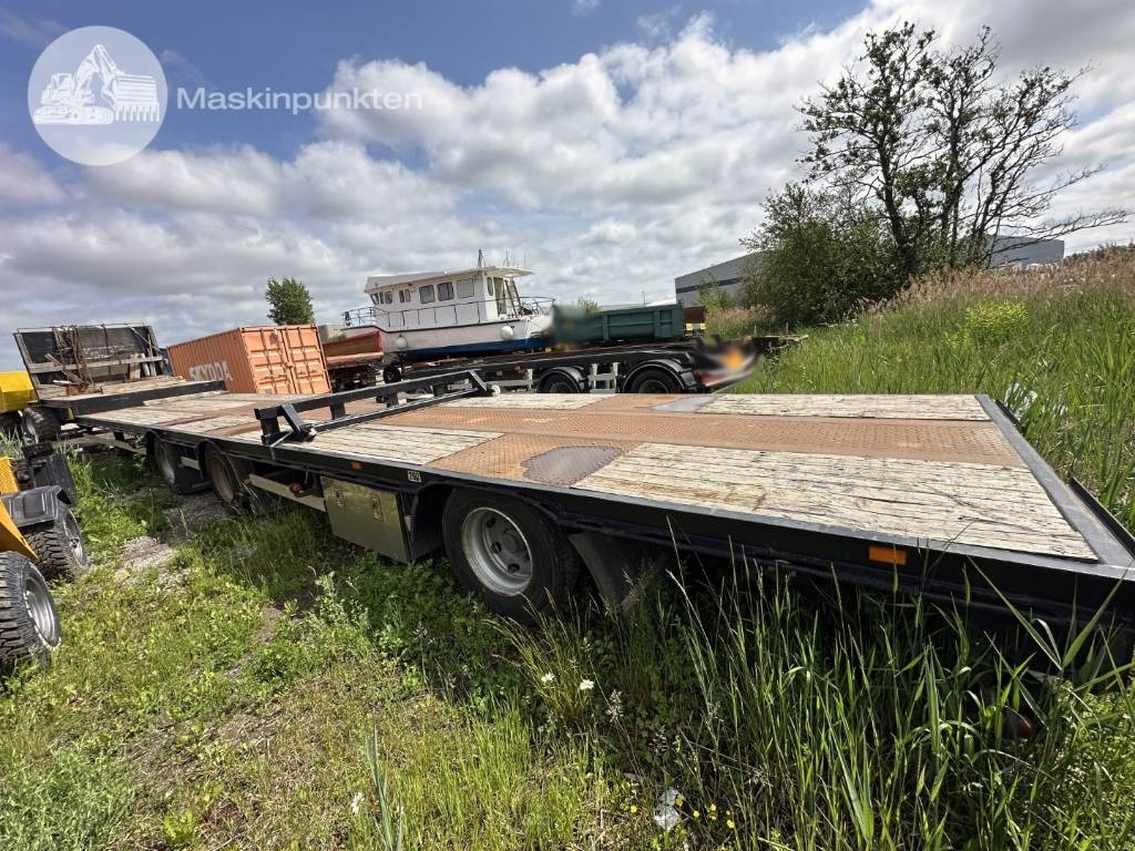 Renders RZOC 16.30 JUMBO - Platós félpótkocsi: 5 kép. Renders RZOC 16.30 JUMBO - Platós félpótkocsi: 5 kép.