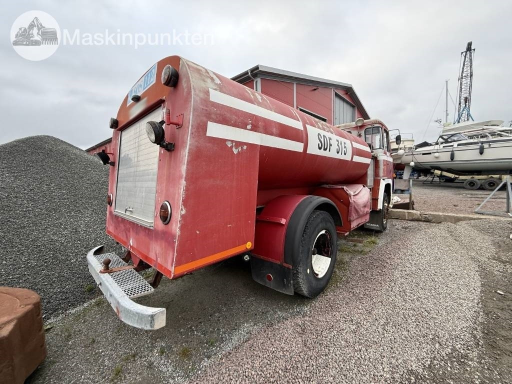 Scania 11050 brandbil - Tűzoltóautó: 5 kép. Scania 11050 brandbil - Tűzoltóautó: 5 kép.