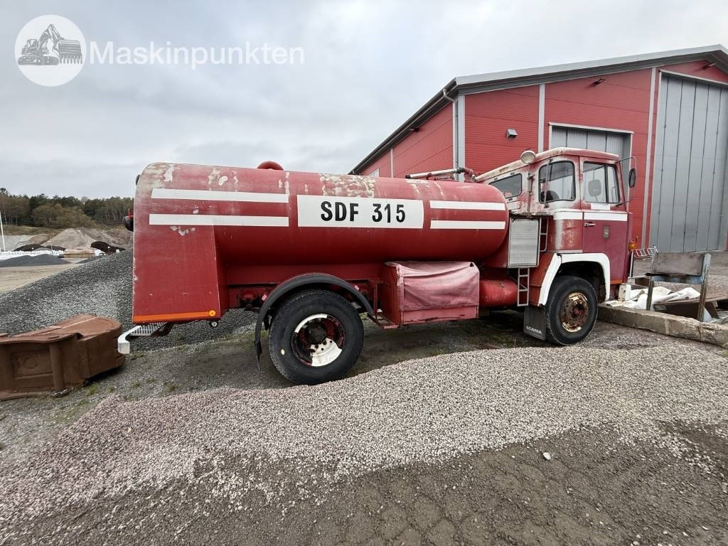 Scania 11050 brandbil - Tűzoltóautó: 4 kép. Scania 11050 brandbil - Tűzoltóautó: 4 kép.