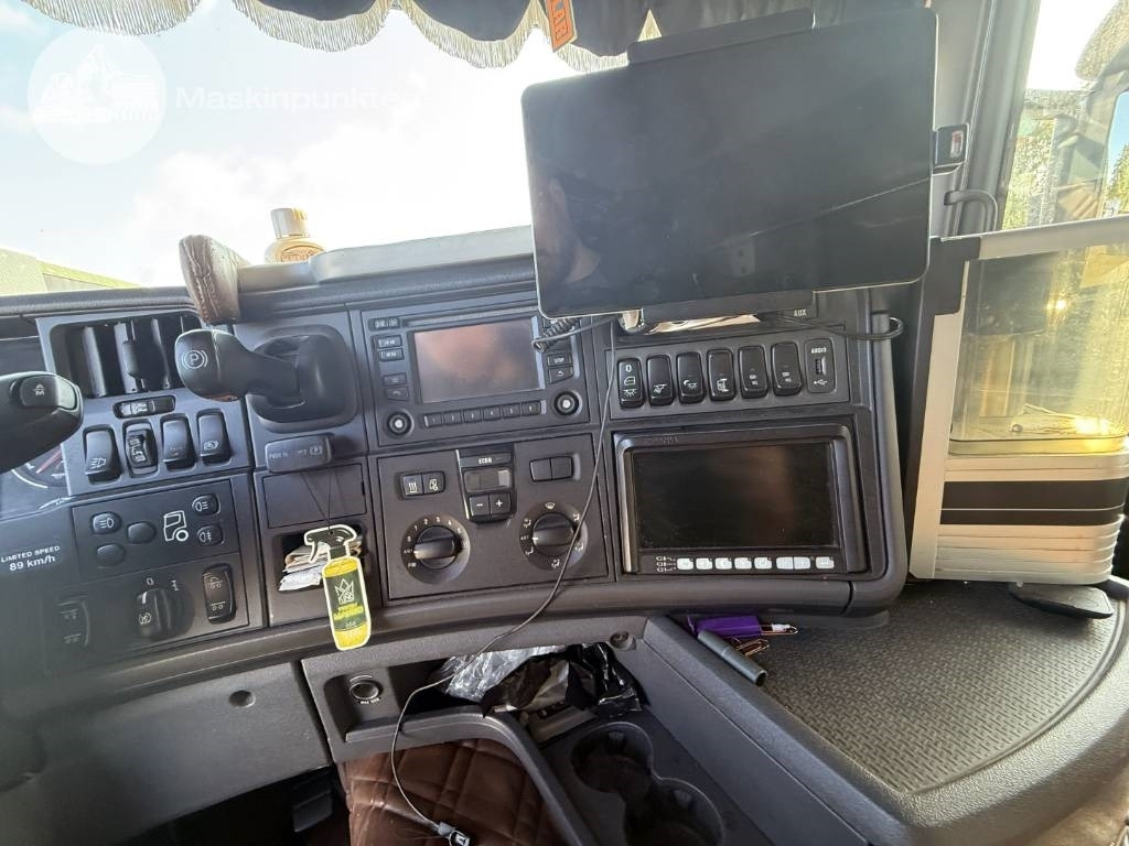 Darus autó Scania G 450 LB: 18 kép. Darus autó Scania G 450 LB: 18 kép.