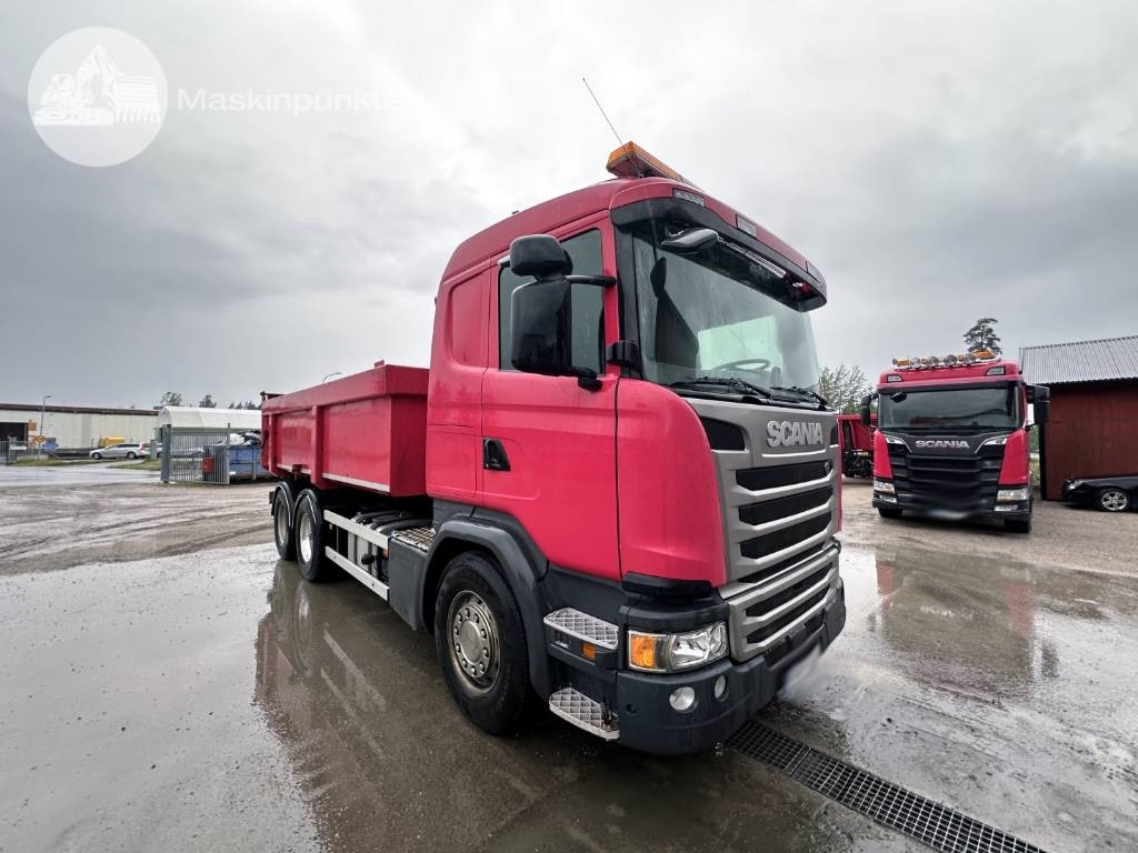 Scania G 490 - Billenőplatós teherautó: 3 kép. Scania G 490 - Billenőplatós teherautó: 3 kép.