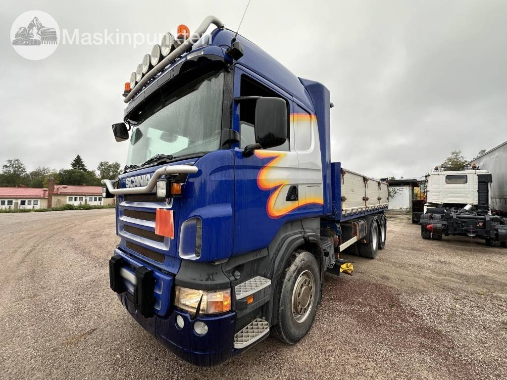Scania R 500 LB med underbett - Billenőplatós teherautó: 1 kép. Scania R 500 LB med underbett - Billenőplatós teherautó: 1 kép.