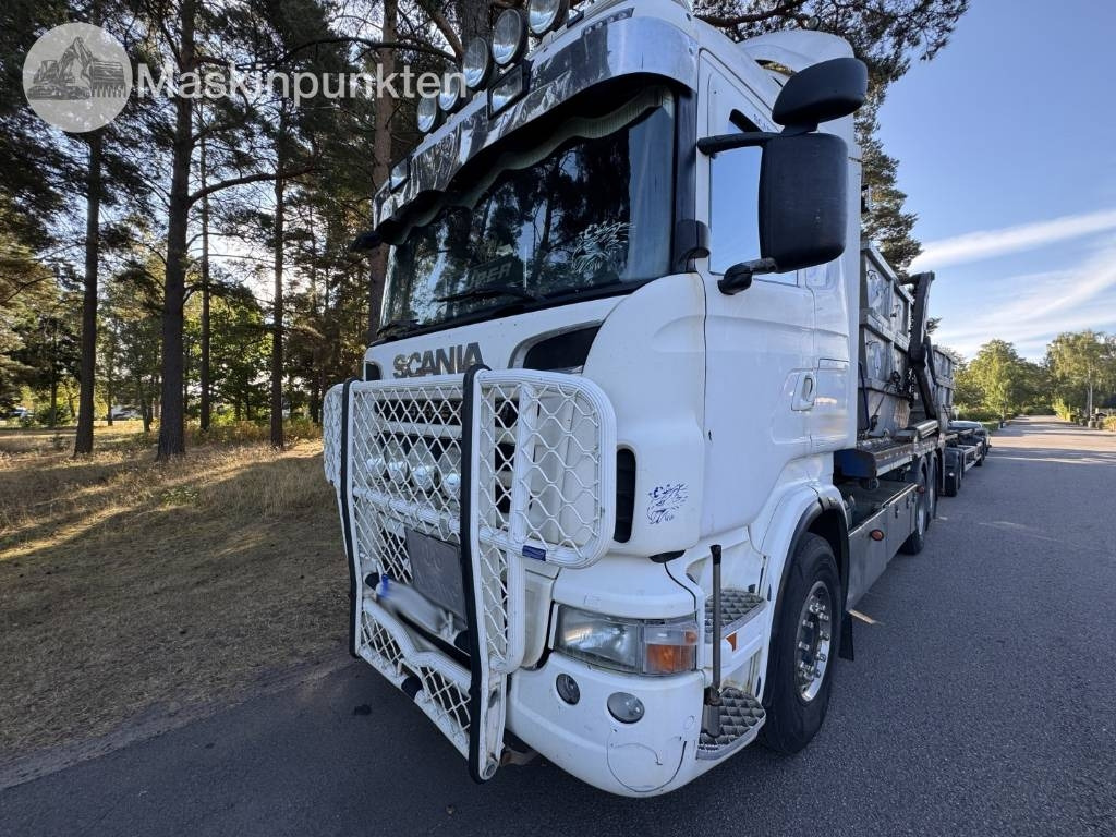 Scania R 560 LB - Konténerszállító: 1 kép. Scania R 560 LB - Konténerszállító: 1 kép.