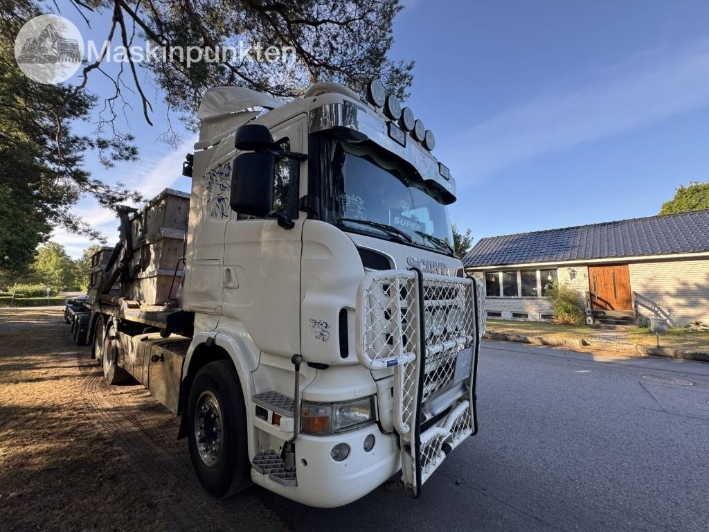 Scania R 560 LB - Konténerszállító: 5 kép. Scania R 560 LB - Konténerszállító: 5 kép.