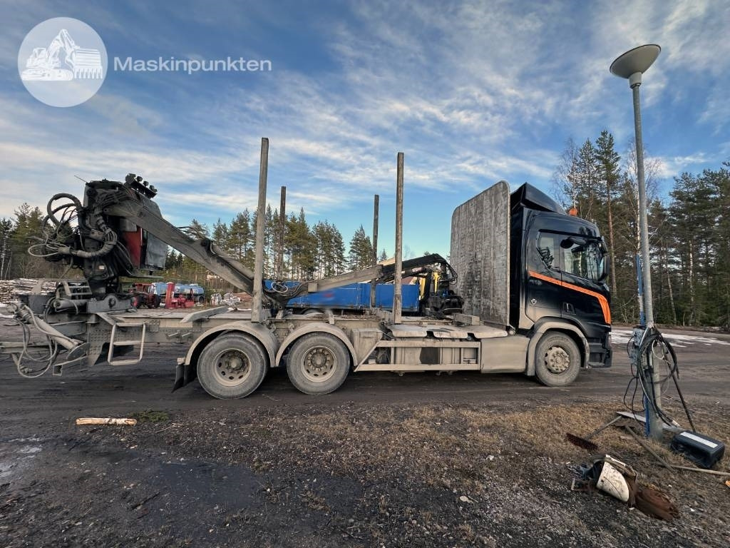 Scania R 650 Ekipage - Rönkszállító teherautó: 5 kép. Scania R 650 Ekipage - Rönkszállító teherautó: 5 kép.