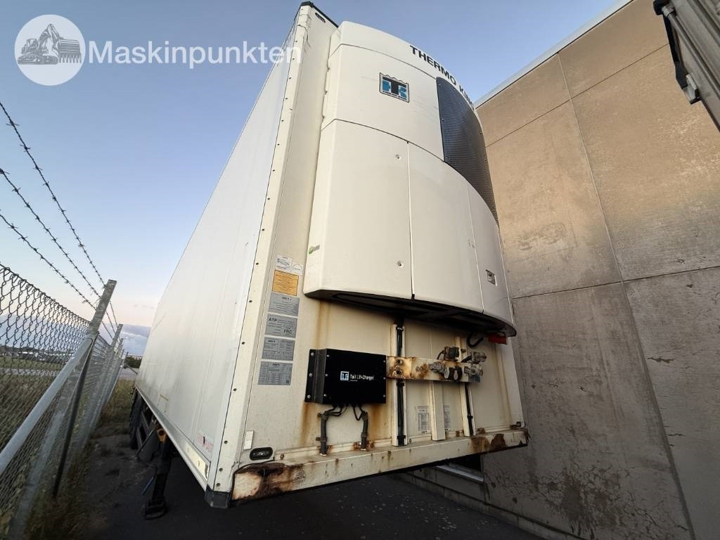 Schmitz Cargobull - Pótkocsi hűtős: 2 kép. Schmitz Cargobull - Pótkocsi hűtős: 2 kép.