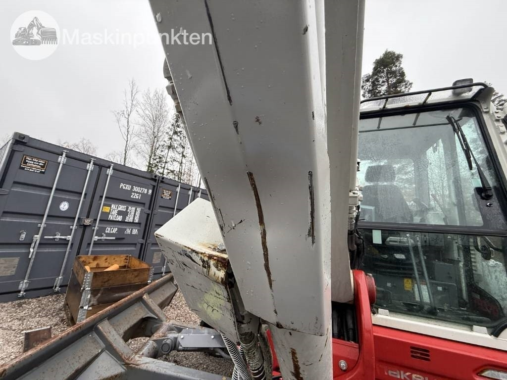 Lánctalpas kotró Takeuchi TB 370: 40 kép. Lánctalpas kotró Takeuchi TB 370: 40 kép.