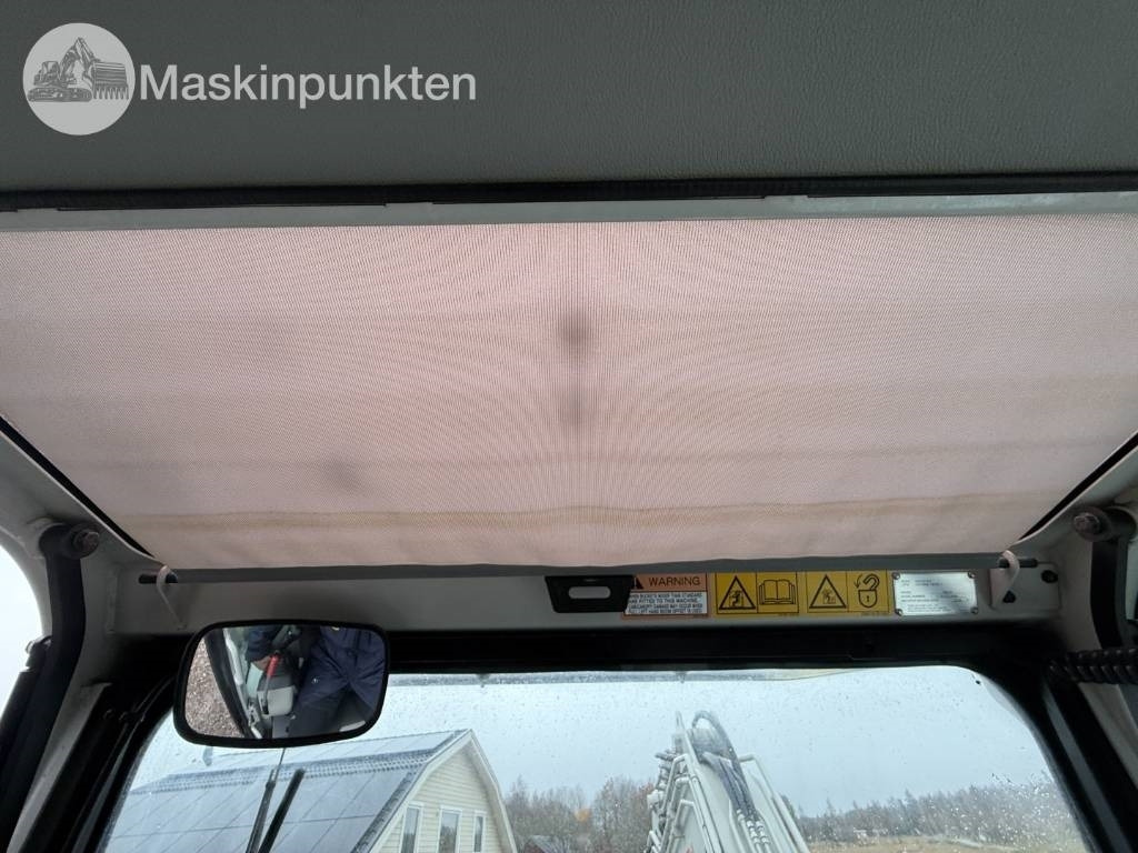 Lánctalpas kotró Takeuchi TB 370: 11 kép. Lánctalpas kotró Takeuchi TB 370: 11 kép.